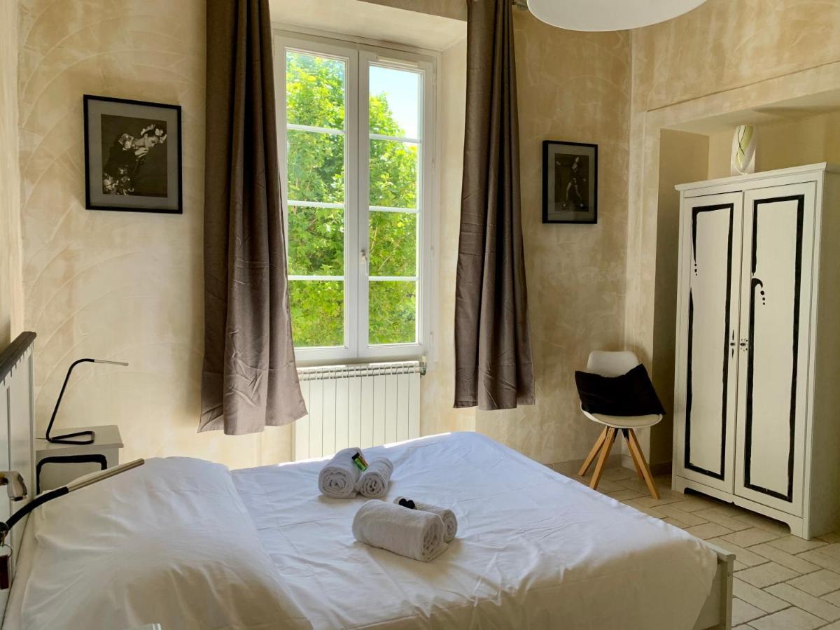 Le Chateau Des Anglades Йер Экстерьер фото