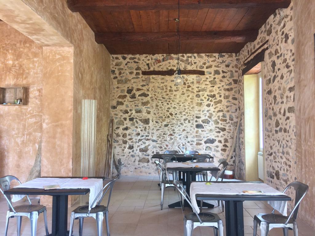 Le Chateau Des Anglades Йер Экстерьер фото